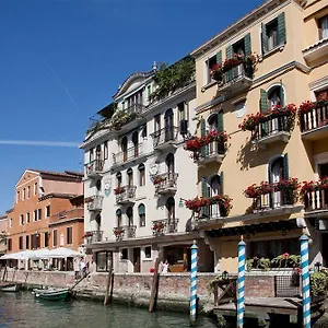American-dinesen Hotel Venecia